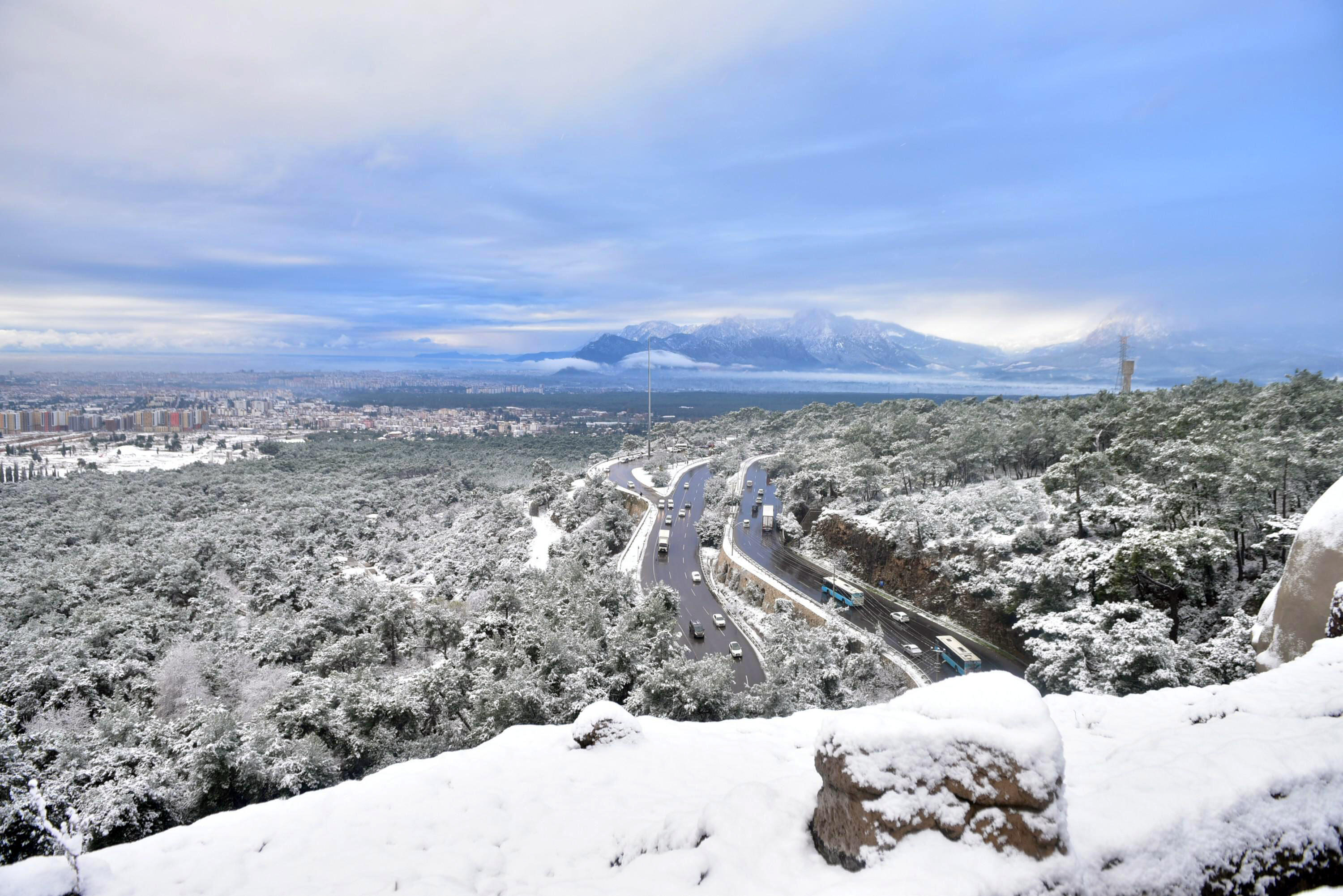 В Анталье выпал снег