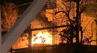 Beykoz'da 3 katlı binanın doğalgaz panosunda yangın