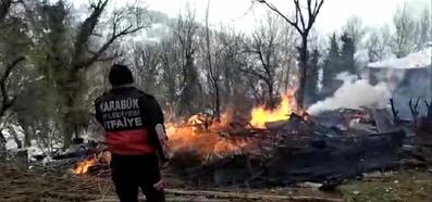 Karabük’te 2 ahşap ev yandı