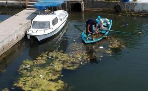 Dalyan Kanalı'ndan 10 ton atık çıkarıldı