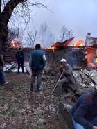 Artvin'de 6 ev yandı; 1 ölü, 1 kayıp
