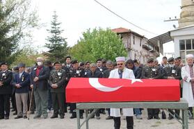Ankara'da vefat eden Kore Gazisi Ömer Koçer, Çankırı'da toprağa verildi
