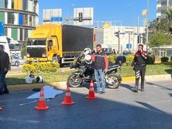 Sultanbeyli'de TIR motosikletli yunus ekibine çarptı: 1 şehit 1 yaralı