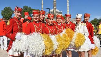 Edirne'de Bando ve Ciğer Festivali, renkli görüntülerle başladı