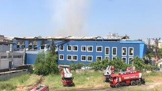 Arnavutköy&#039;de fabrikadaki yangın söndürüldü