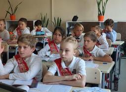 Antalya'daki Rus Okulu'nda öğrenciler karnelerini aldı