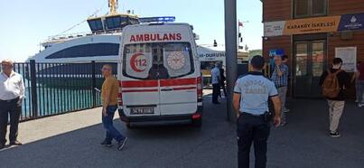 Ek fotoğraflar // Karaköy'de vapur iskeleye çarptı: 7 yaralı