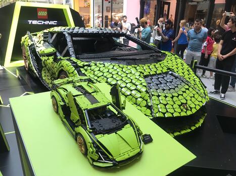Gerçek boyutlu LEGO Technic Lamborghini Sián FKP 37 İstanbul’da