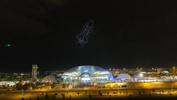 Konya Bilim Festivali'nde yüzlerce drone geceyi aydınlattı