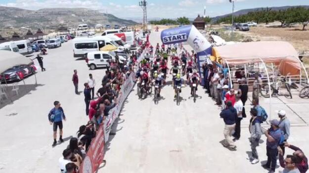 Malatya'da 'Uluslararası Levent Vadisi Dağ Bisiklet Yarışı' düzenlendi