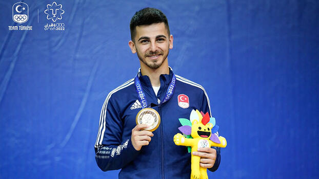 Akdeniz Oyunları'ndaki ilk altın madalyayı Eray Şamdan kazandı