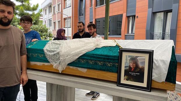 Bursa'daki kazada ölen 6 yaşındaki Zeynep son yolculuğuna uğurlandı