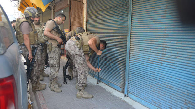 Adana'da silah kaçakçılarına operasyon
