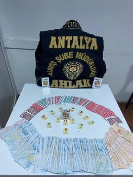 Antalya polisinden kumar operasyonu
