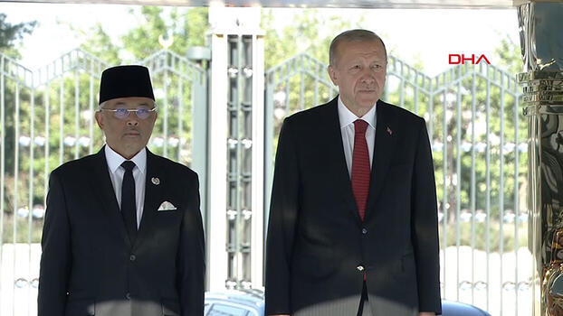 Cumhurbaşkanı Erdoğan, Malezya Kralı Sultan Şah'ı resmi törenle karşıladı