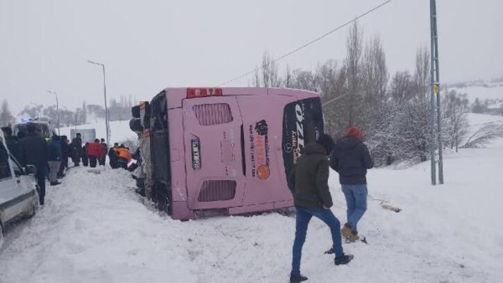 Giresun'da yolcu otobüsü devrildi: 9 yaralı