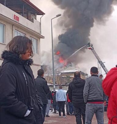 Denizli'de 2 evde yangın