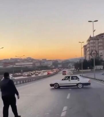 Çekmeköy'de yolu kapatıp drift atan sürücü yakalandı