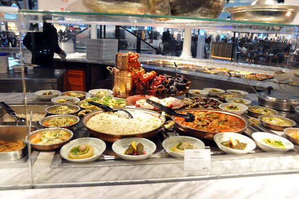 Türk yemekleri yabancı misafirlerin beğenisine sunuldu