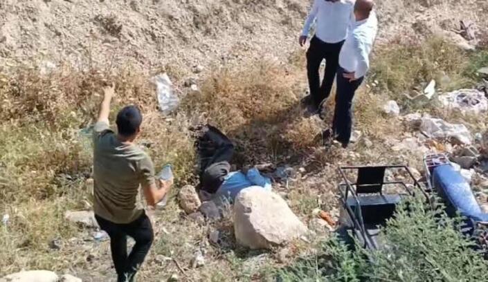Nusaybin'de sepetli motosiklet şarampole devrildi: 3 yaralı