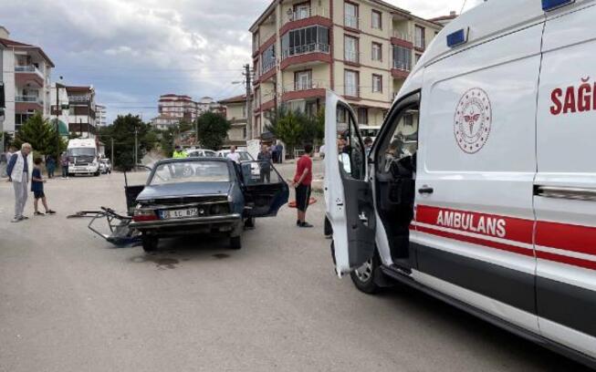 Kırıkkale'de otomobiller çarpıştı: 4 yaralı