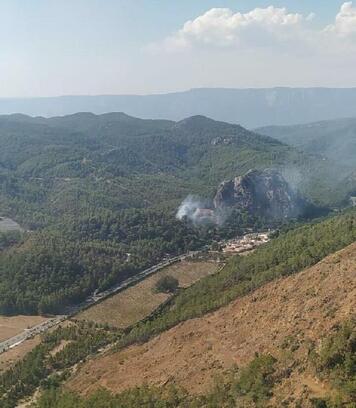 Marmaris'te orman yangını (1)