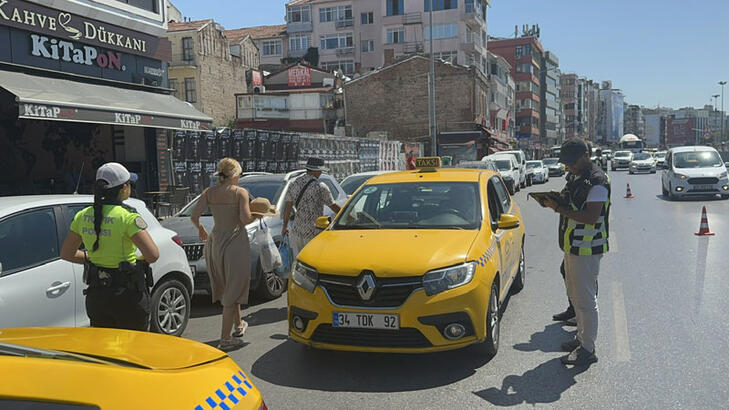 Kadıköy'de taksi denetimi