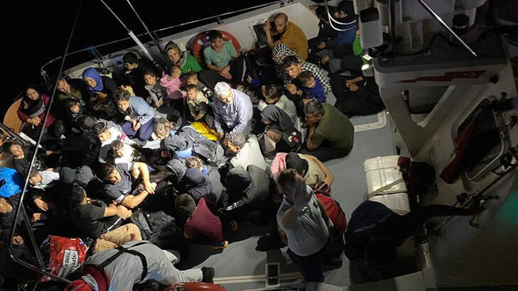 Kuşadası açıklarında 112 kaçak göçmen yakalandı