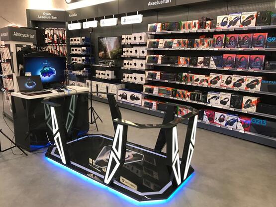 Teknosa’nın Türkiye’deki ilk yeni konsept mağazası dün açıldı