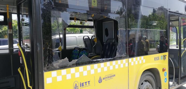 Küçükçekmecede İETT otobüsünün karıştığı zincirleme kaza: 14 yaralı