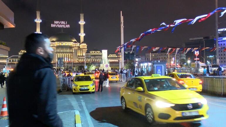 Taksim Meydanı araç ve yaya trafiğine açıldı