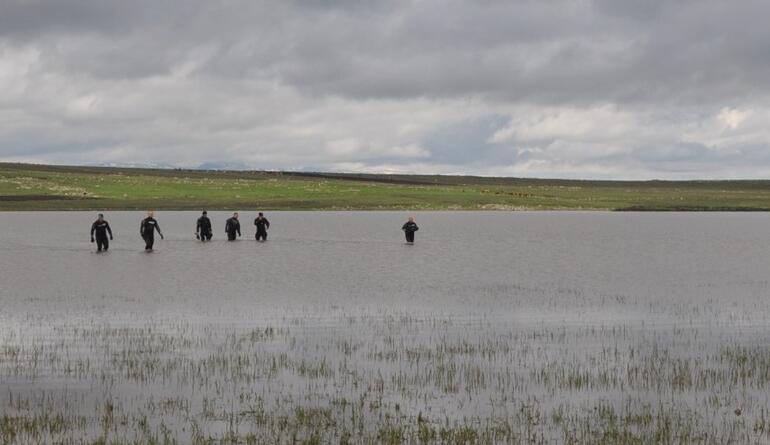 Balık adamlar, Kayıp Tarıkı göletlerde arıyor