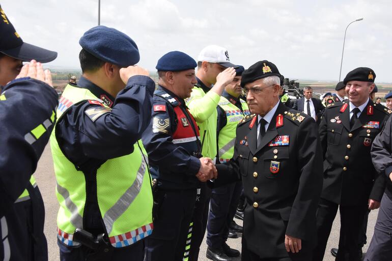 Jandarma Genel Komutanı Çetin: Bayramda 208 bin personelle yollardayız