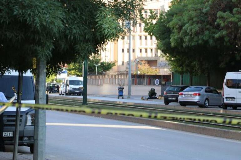Gaziantepte, emniyet binası önünde canlı bomba şüphelisi etkisiz hale getirildi