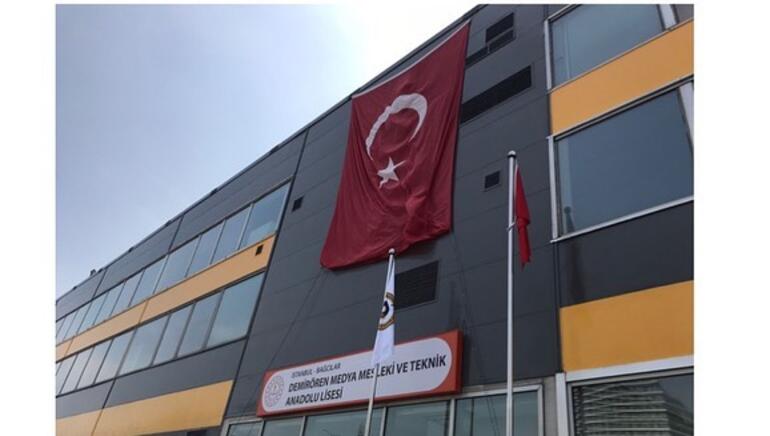 Gençler için büyük şans… Medyanın kalbinde, Türkiye’nin medya lisesi açıldı…