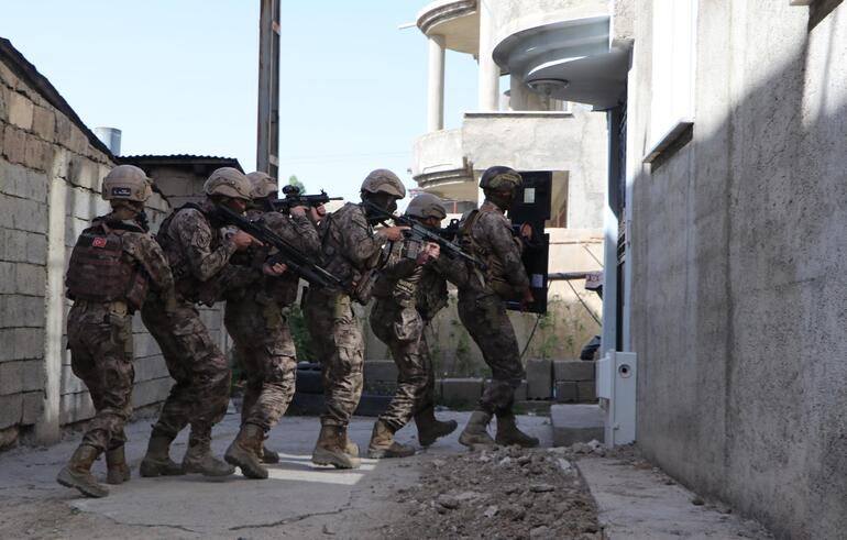 Vanda, Afganistanlı 20 kaçak göçmen yakalandı