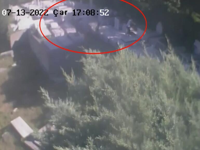 Hasköy Yahudi Mezarlığındaki saldırı kamerada: 5 çocuk gözaltına alındı