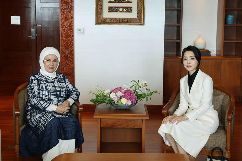 Emine Erdoğan Endonezya’da lider eşleriyle bir araya geldi