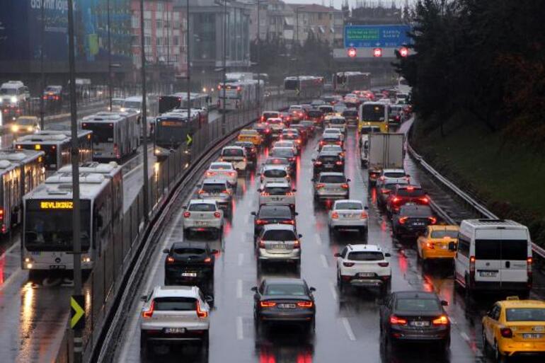حركة الأمطار في اسطنبول