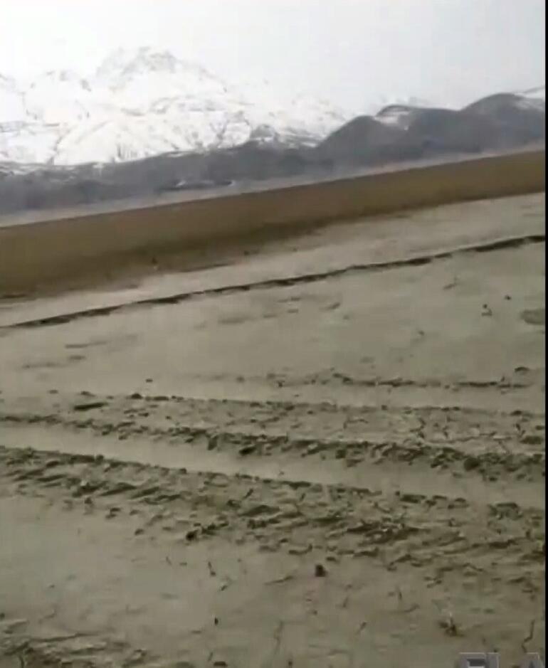 Elazığ’da deprem sonrası fay hattındaki kırıklar görüntülendi
