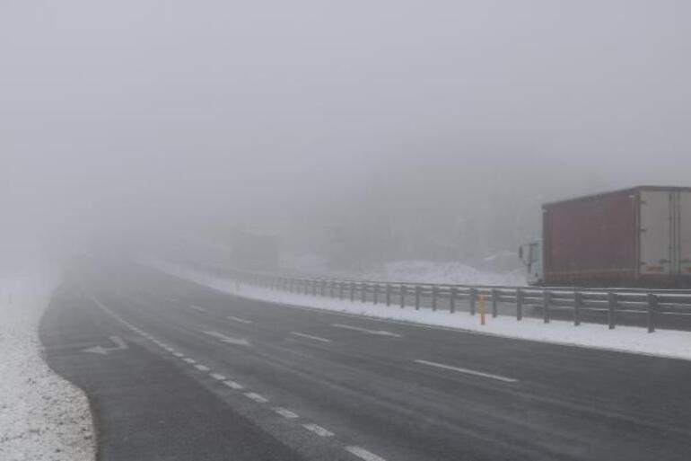 Zonguldak’ta kar ve sis etkili oldu