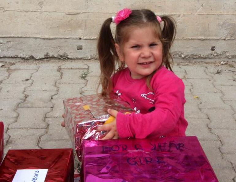 Bosna Hersekli çocuklardan deprem bölgelerindeki yaşıtlarına hediye