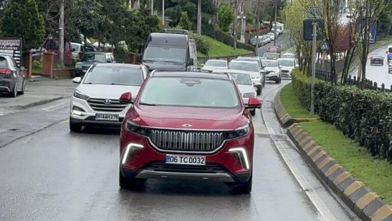 Bakan Karaismailoğlu, Togg ile Trabzon sokaklarında