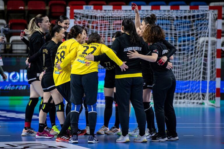 HDI Sigorta Kadınlar Türkiye Kupasında finalin adı belli oldu