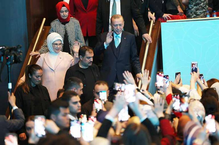Cumhurbaşkanı Erdoğan: Sığınmacıların gönüllü, güvenli, onurlu bir şekilde geri dönüşünü sağlayacağız