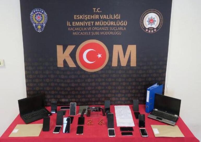 Eskişehir merkezli 3 ilde ikinci el araç sahiplerini dolandıran şüphelilere operasyon: 28 gözaltı