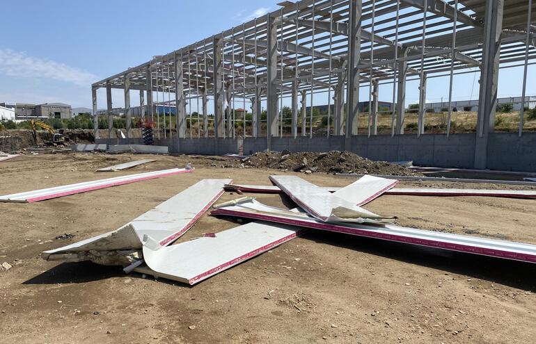 Edirnede fırtınada uçan çatı ile 12 metreden düşen işçi öldü