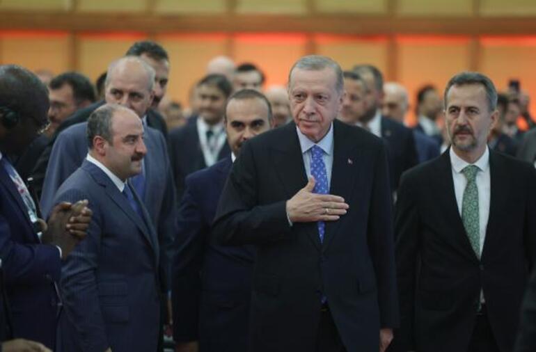 Erdoğan: Son 21 yılda dünyada belki de hiçbir ülkenin karşılaşmadığı engellerle karşılaştık