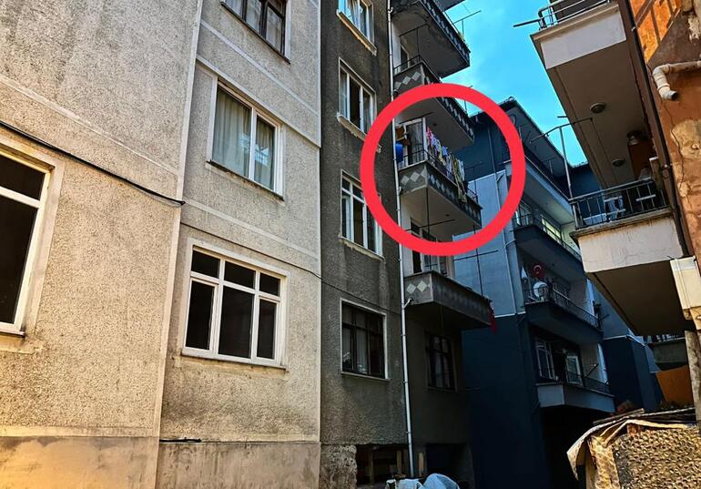 Artvinde, balkondan düşen depremzede çocuk öldü