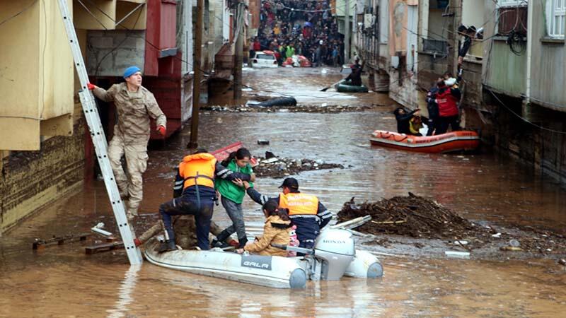 Şanlıurfa ve Adıyaman'da sel felaketi: 15 ölü - Gündem Haberleri